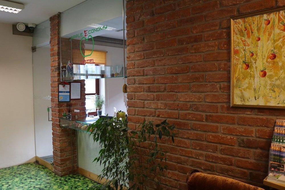 Apple Economy Hotel Каунас Екстер'єр фото